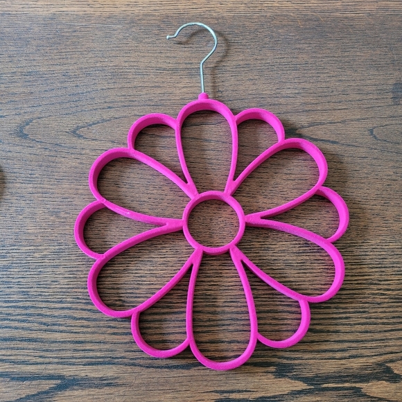 3 piece Velvet Accessorie Hanger Set for Jewelry and Scarves NEW with Tags - Picture 8 of 10